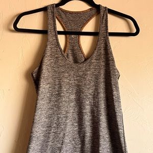 LULULEMON Cool Racerback heathered grey size 6